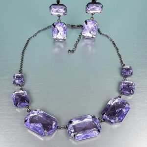 Vintage Avon NR purple & black necklace & earring set Women’s costume jewelry